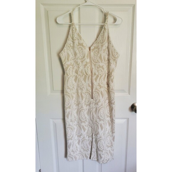 She & Sky Center Of Attention Lace  Dress Size Large NWT White Over Beige - Picture 2 of 7